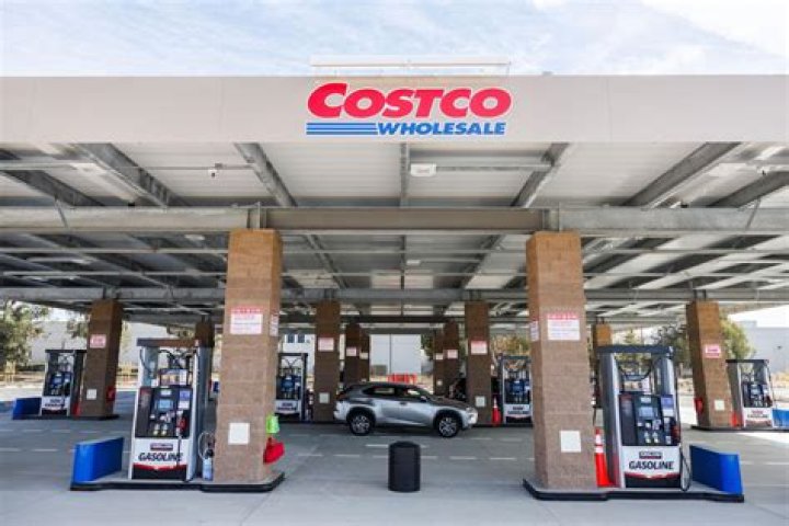Does danville costco have gas?
