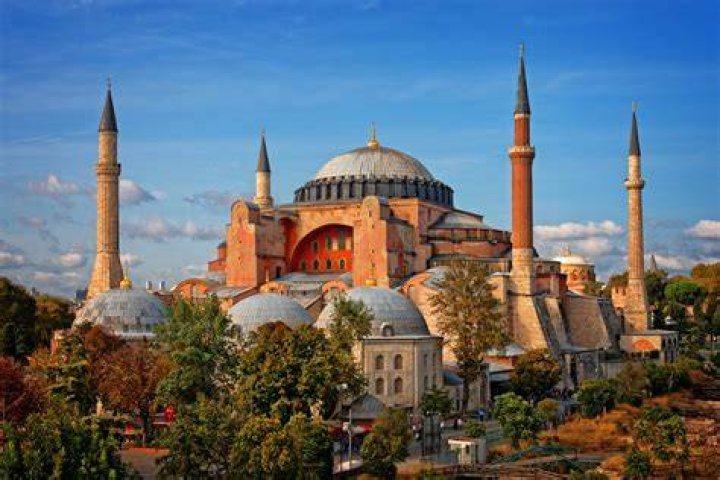 What does byzantine mean?