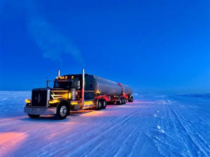 Whats an ice road trucker?