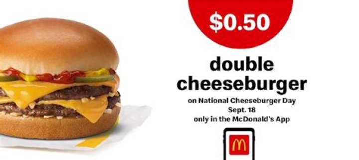 When did cheeseburgers became popular?